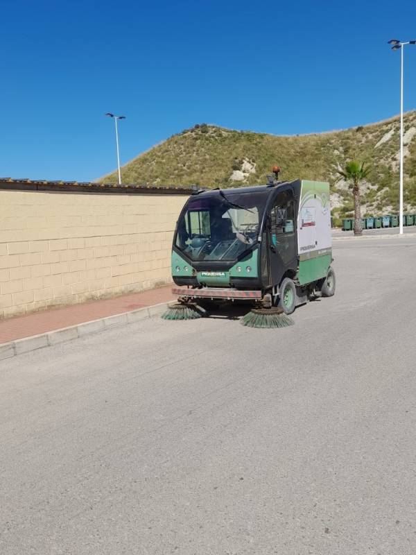 <span style='color:#780948'>ARCHIVED</span> - Frequent sightings of the Street Sweeper in Camposol!