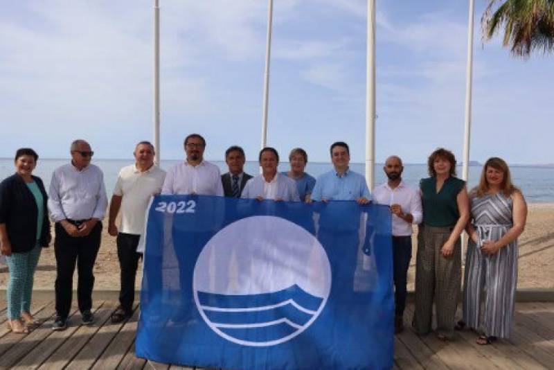 <span style='color:#780948'>ARCHIVED</span> - 9 Blue Flags received by the Town Hall to be flown at beaches and marinas in Mazarrón