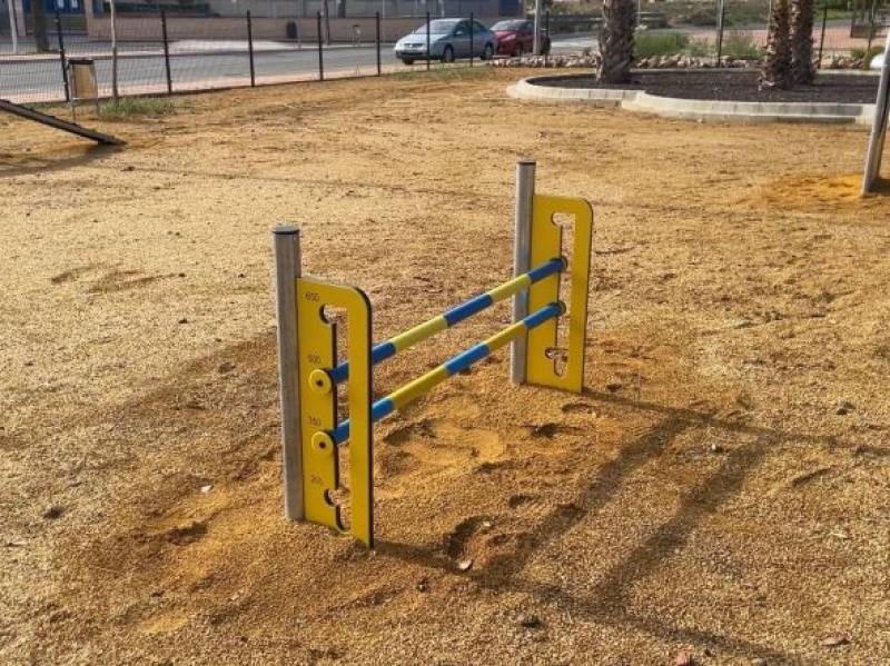 <span style='color:#780948'>ARCHIVED</span> - Puerto de Mazarron gets its first ever dog park, complete with agility equipment