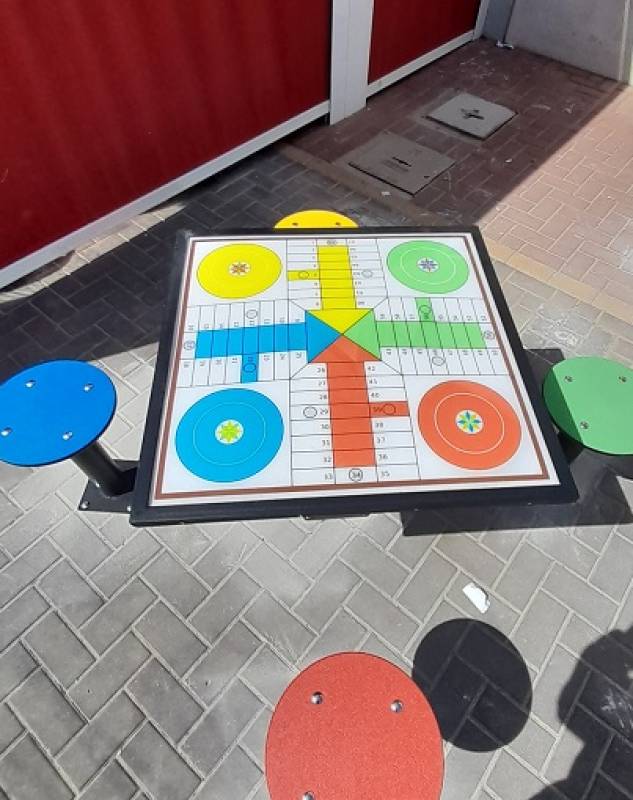 <span style='color:#780948'>ARCHIVED</span> - Camposol company installs childrens games area in Sector B Commercial Centre