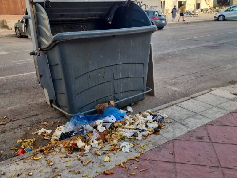 Rubbish deal: Orihuela Costa hit with 340 per cent hike in waste collection fees