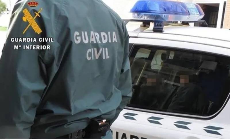 Foreign man detained for deliberately setting fire to Santiago Apóstol church in Granada