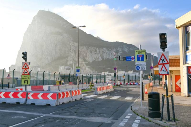 Spain and UK plan demolition of Gibraltar border fence in January 2026