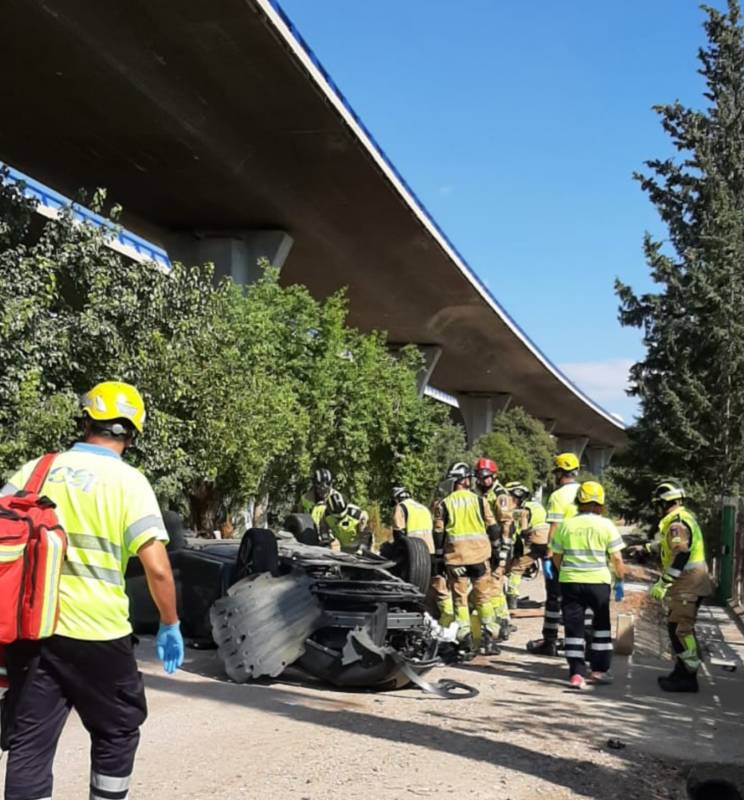 Woman killed in plunge off A-7 motorway viaduct