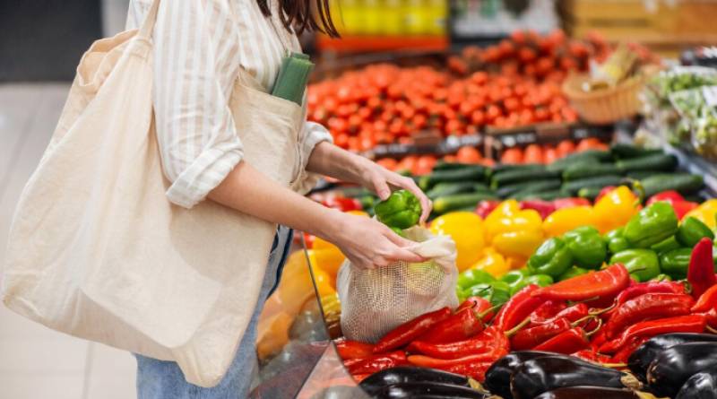 Supermarket opening hours across Spain on New Year's Eve and New Year's Day 2025