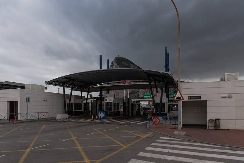 Gibraltar border fence still standing as the wait for change drags on
