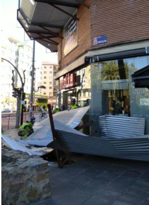 IN PHOTOS: Winds continue to cause destruction across the Region of Murcia as speeds top 100kmh