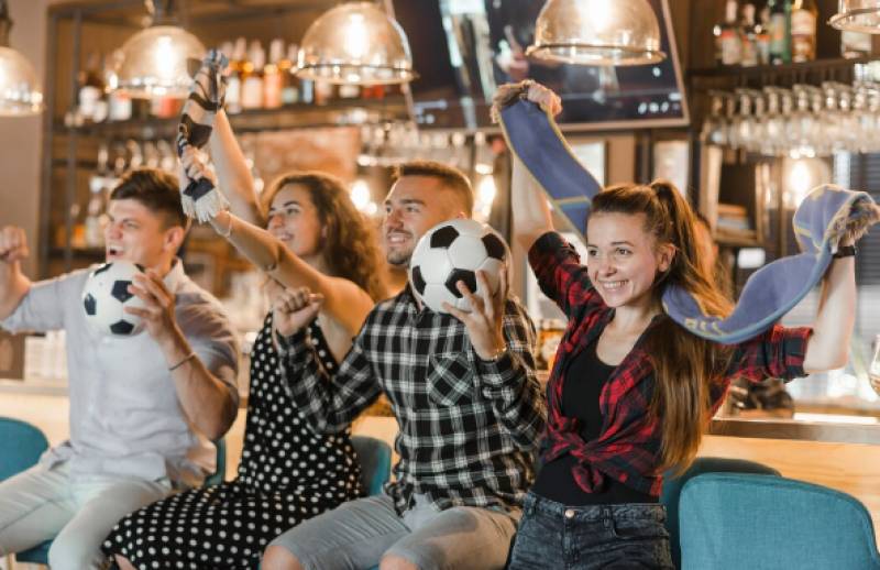 LaLiga is offering €50 to anyone who dobbs in a bar showing pirated football in Spain