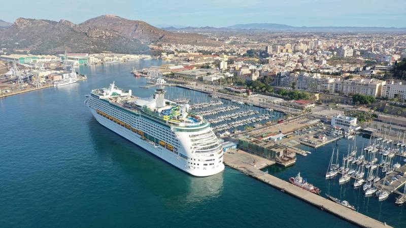 Cartagena heads to Miami cruise fair with record passenger numbers for 2026