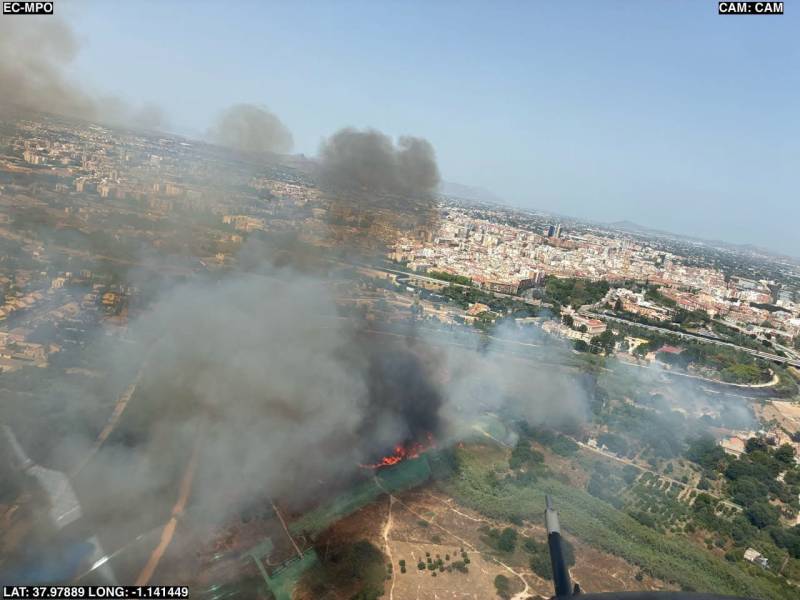 Murcia wildfire brought under control after burning 18 hectares along the River Segura