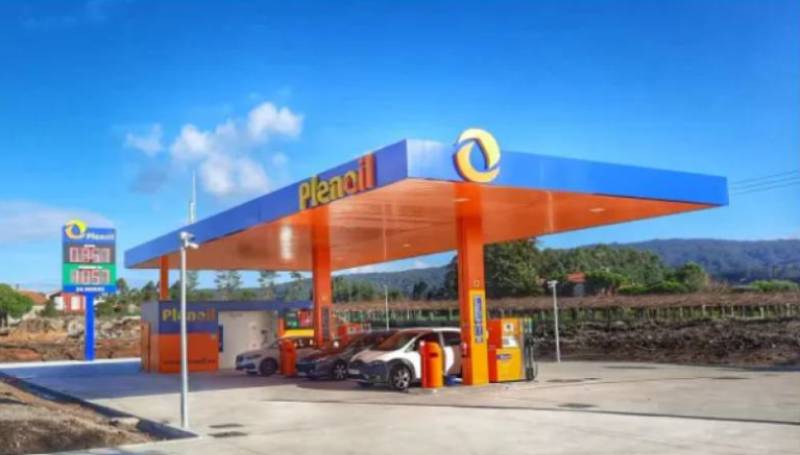Filling up is getting painful again as Spain petrol prices climb for fifth week