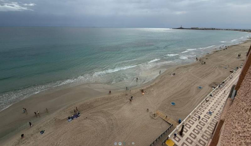 Cartagena beaches closed after sea suddenly retreats from La Manga coastline